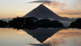 Costa Rican landscape and biodiversity, including mountains, beaches and national parks