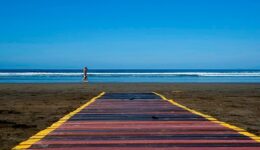 Good news for retired expats with disabilities; Costa Rica is an accessible destination