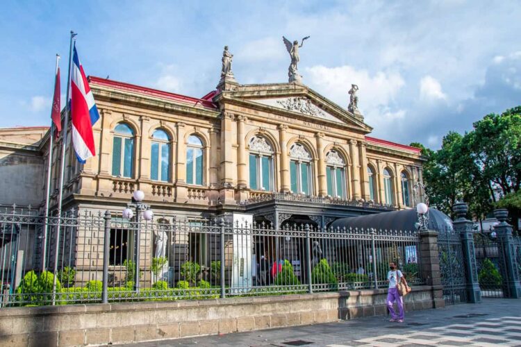 The Costa Rican flag frequently flies in front of the ornate, neoclassical National Theater (Teatro Nacional) in San José,